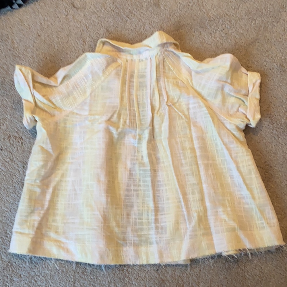 Free People button down. - Picture 4 of 5